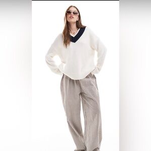 Abercrombie & Fitch Merino Wool Blend Sweater | Size Medium | Like New